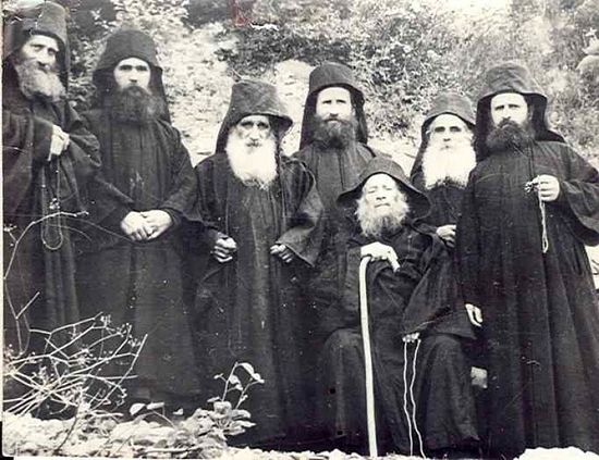Старец Иосиф с сподвижниками Старец Иосиф с сподвижниками